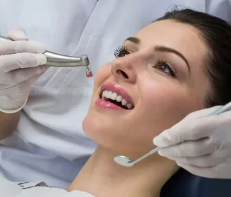 What’s the Best Way to Replace a Missing Tooth?